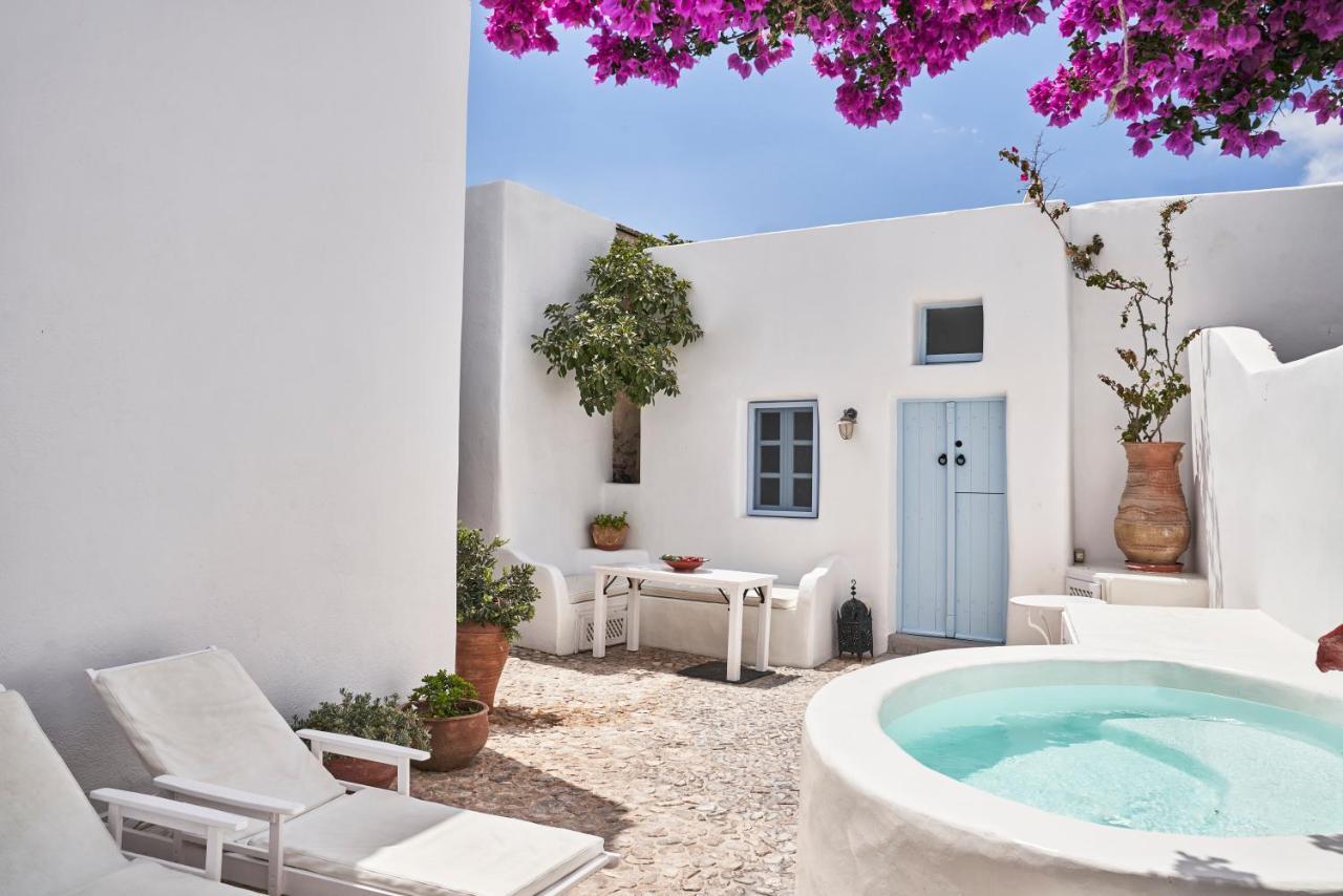 2 Bedroom Charming Villa With Outdoors Jacuzzi Megalochori  Exterior photo